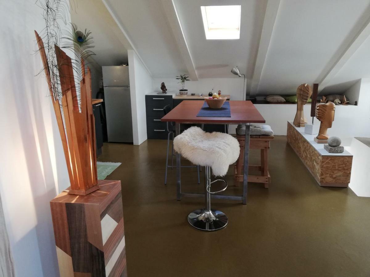 Naiadi Loft Apartment ネレジネ エクステリア 写真